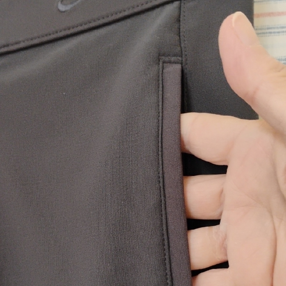Nike Dri-FIT Black Apparel  4/6 - Picture 3 of 8